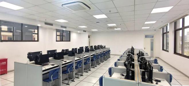 从“平板进课堂”到技能塑未来 数字教材落地与21世纪核心素养培育